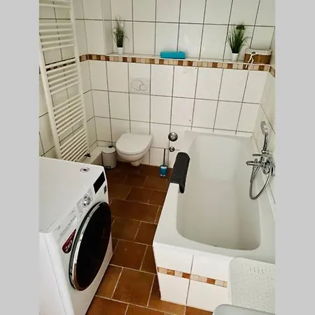Seestadt Mit Balkon #netflix #seenaehe #einkaufen Von Harztraveler * 戈斯拉尔