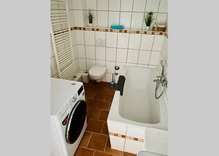 Seestadt Mit Balkon #netflix #seenaehe #einkaufen Von Harztraveler * 고슬라르