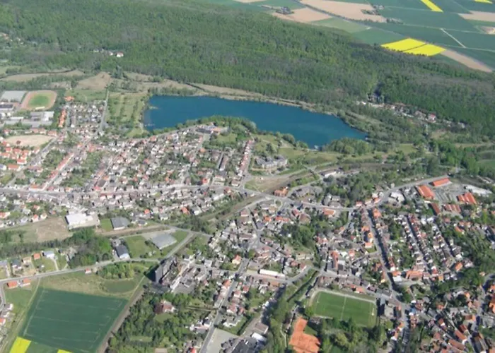 Seestadt Mit Balkon #netflix #seenaehe #einkaufen Von Harztraveler * 고슬라르